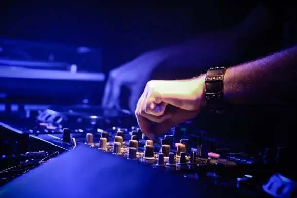 LPDK Audiovisual School and Engineering 